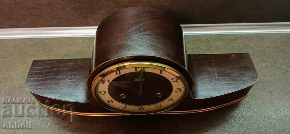 Auction Old clock Auction Old clock