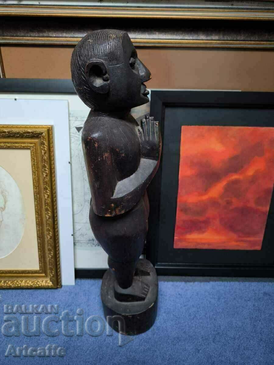 Sculptură în lemn din Etiopia cu preț € 250.00 | 488.96 BGN