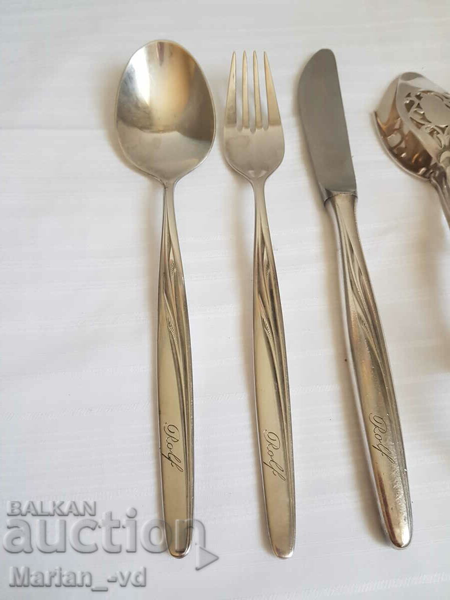 Silver plated utensils with price 20.00 BGN | € 10.23 Silver plated utensils with price 20.00 BGN | € 10.23