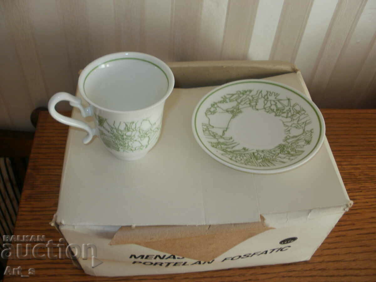 Аукцион Неупотребяван качествен Румънски порцеланов сет за кафе Аукцион Неупотребяван качествен Румънски порцеланов сет за кафе