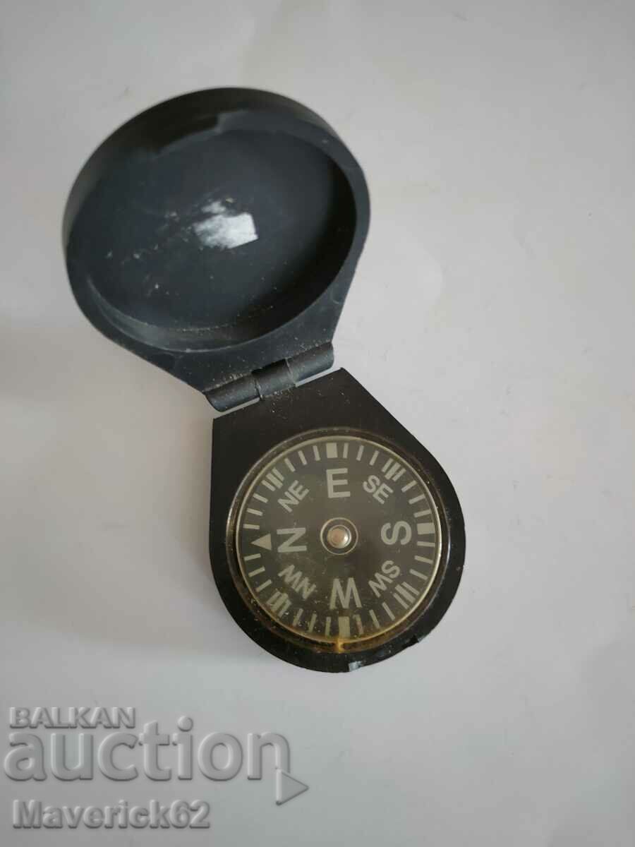 Pocket compass with price 10.00 BGN | € 5.11 Pocket compass with price 10.00 BGN | € 5.11