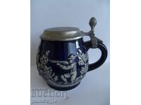 No.*7664 old porcelain mug - with metal / tin lid