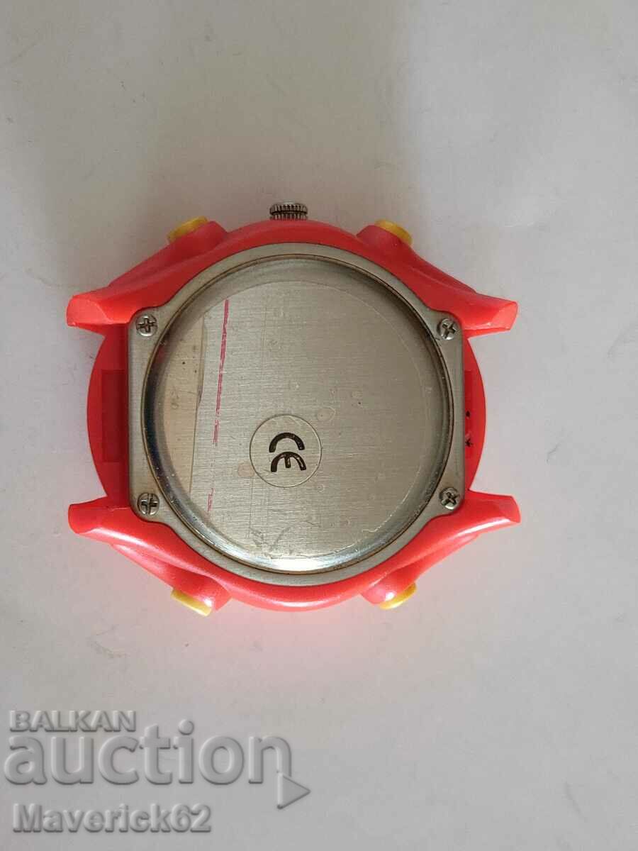 Електронен часовник с цена 5.00 лв. | € 2.56 Електронен часовник с цена 5.00 лв. | € 2.56