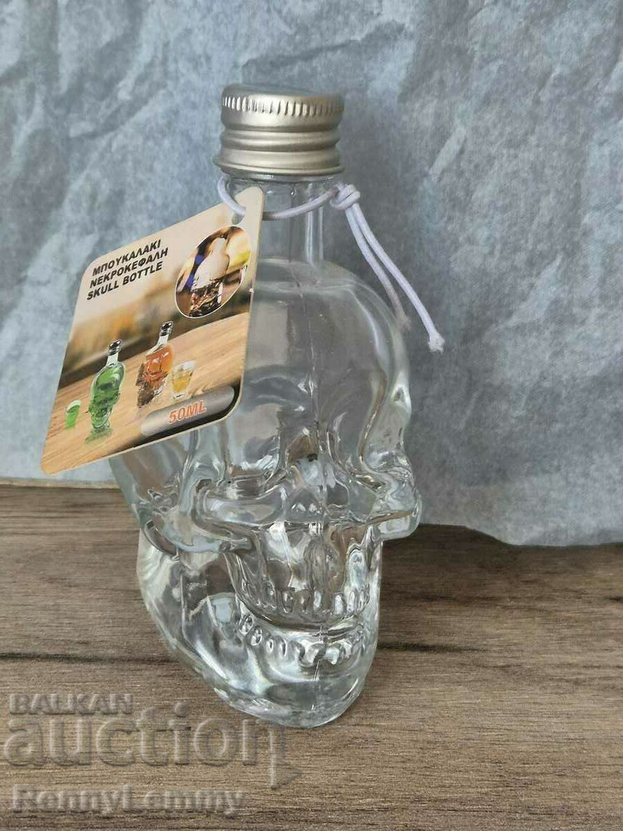 Skull mini bottle, new!