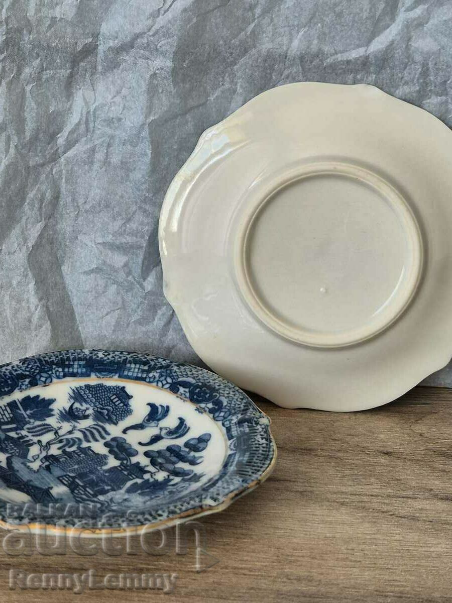 Delivery of Mini beautiful Chinese saucers, 2 pcs.