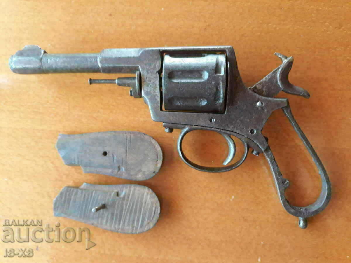 Revolver 19th century. with price 900.00 BGN | € 460.16