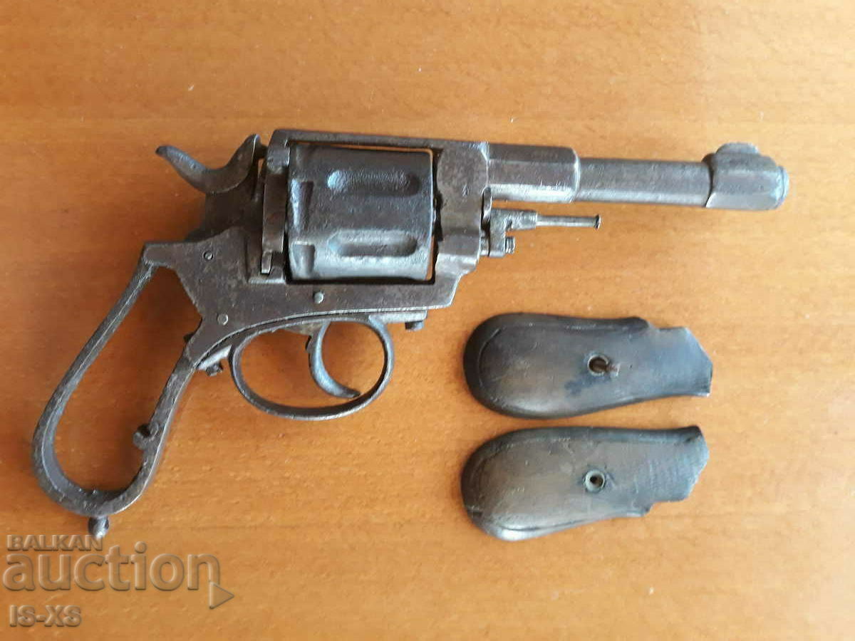 Revolver 19th century.