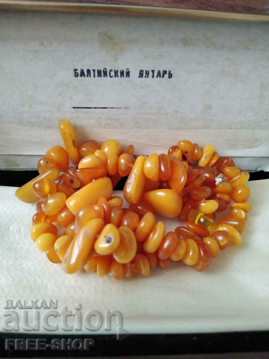 AMBER NECKLACE