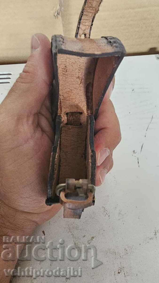 Delivery of Leather bag-small Delivery of Leather bag-small