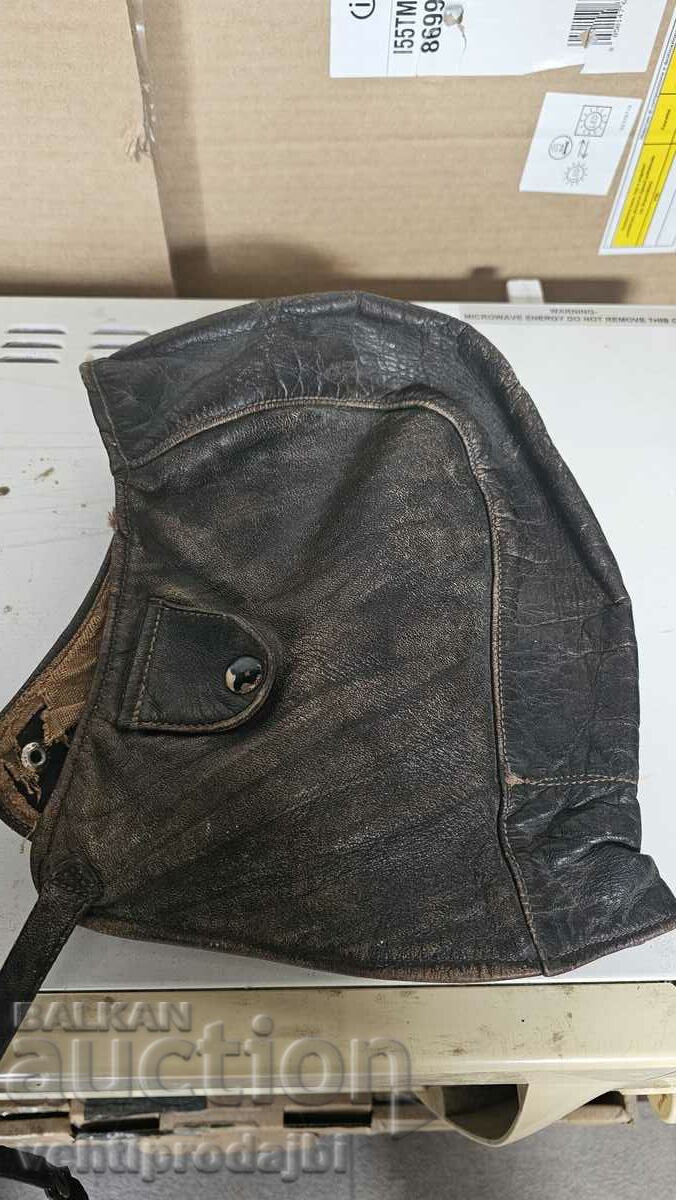 Leather helmet with price 50.00 BGN | € 25.56 Leather helmet with price 50.00 BGN | € 25.56