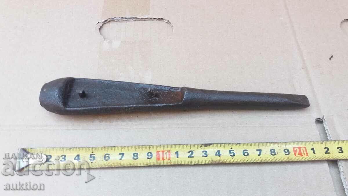 Delivery of MASSIVE MILITARY SCREWDRIVER Delivery of MASSIVE MILITARY SCREWDRIVER