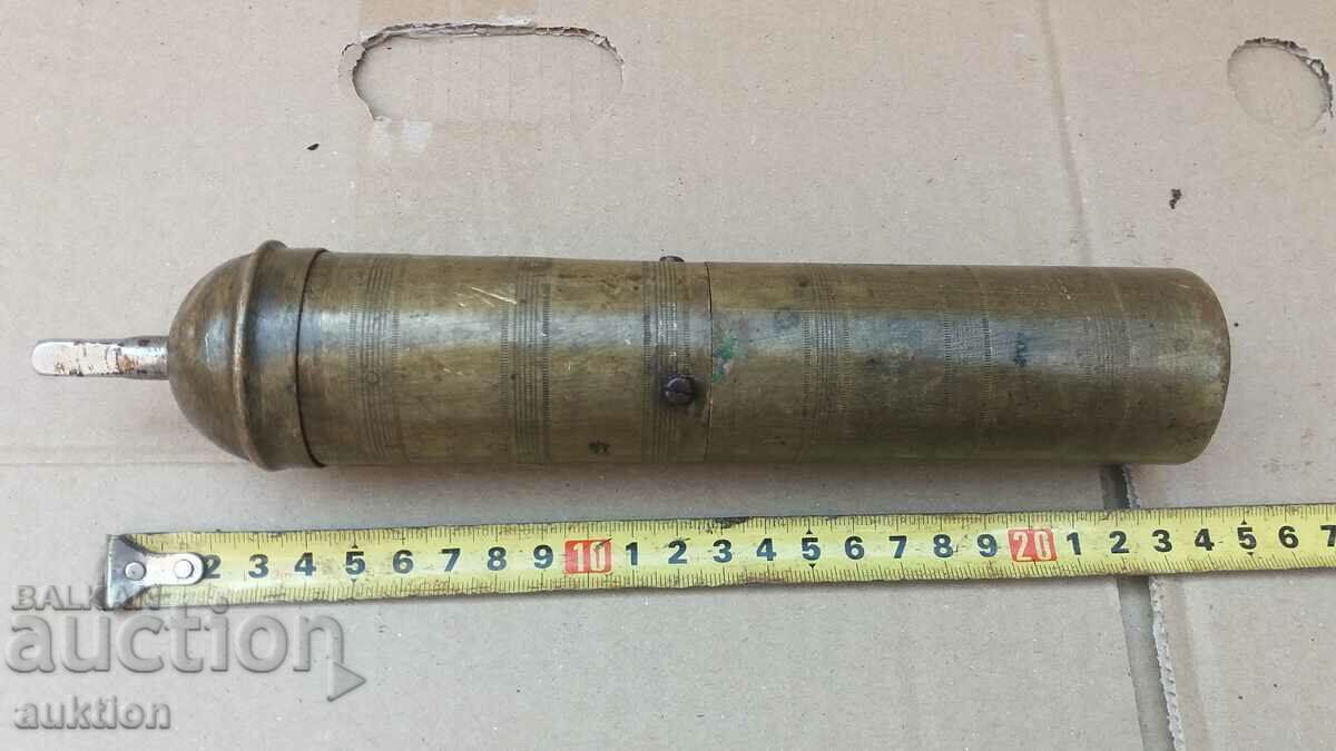 OLD COFFEE MACHINE with price 14.99 BGN | € 7.66