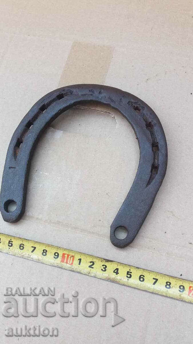 Delivery of OLD SOLID HORSESHOE Delivery of OLD SOLID HORSESHOE