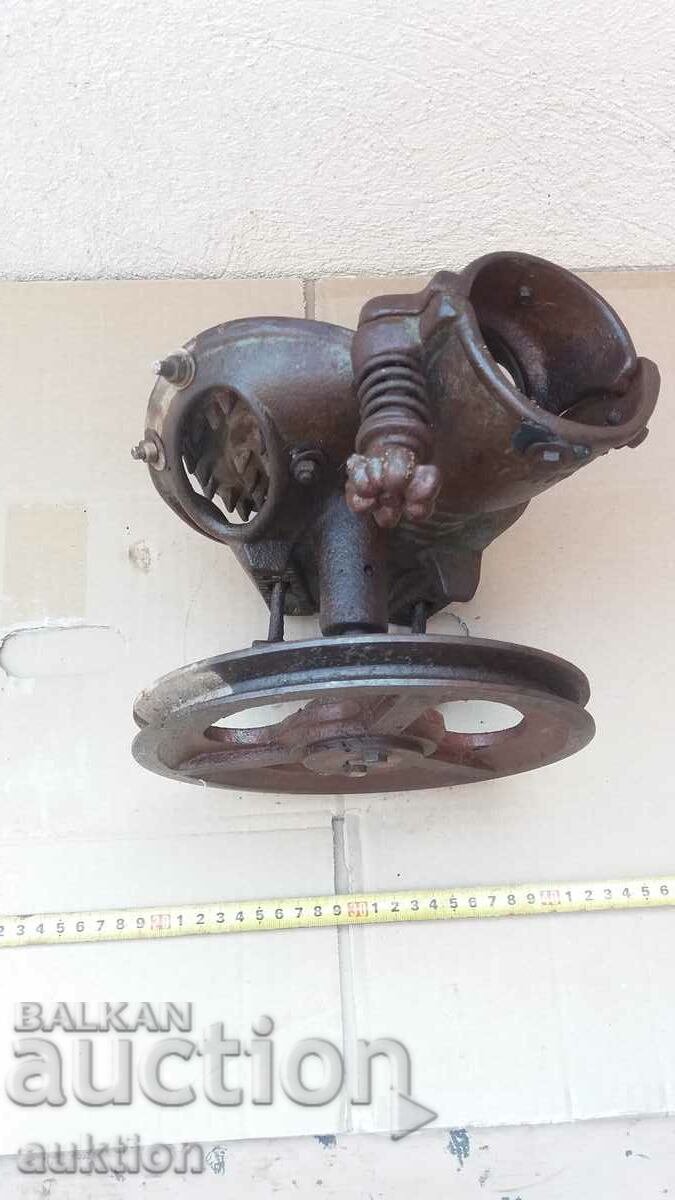 MASSIVE CORN GRINDER with price 17.99 BGN | € 9.20 MASSIVE CORN GRINDER with price 17.99 BGN | € 9.20