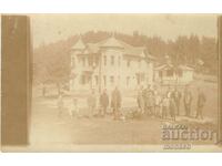 Old photo - In front of a tourist lodge?