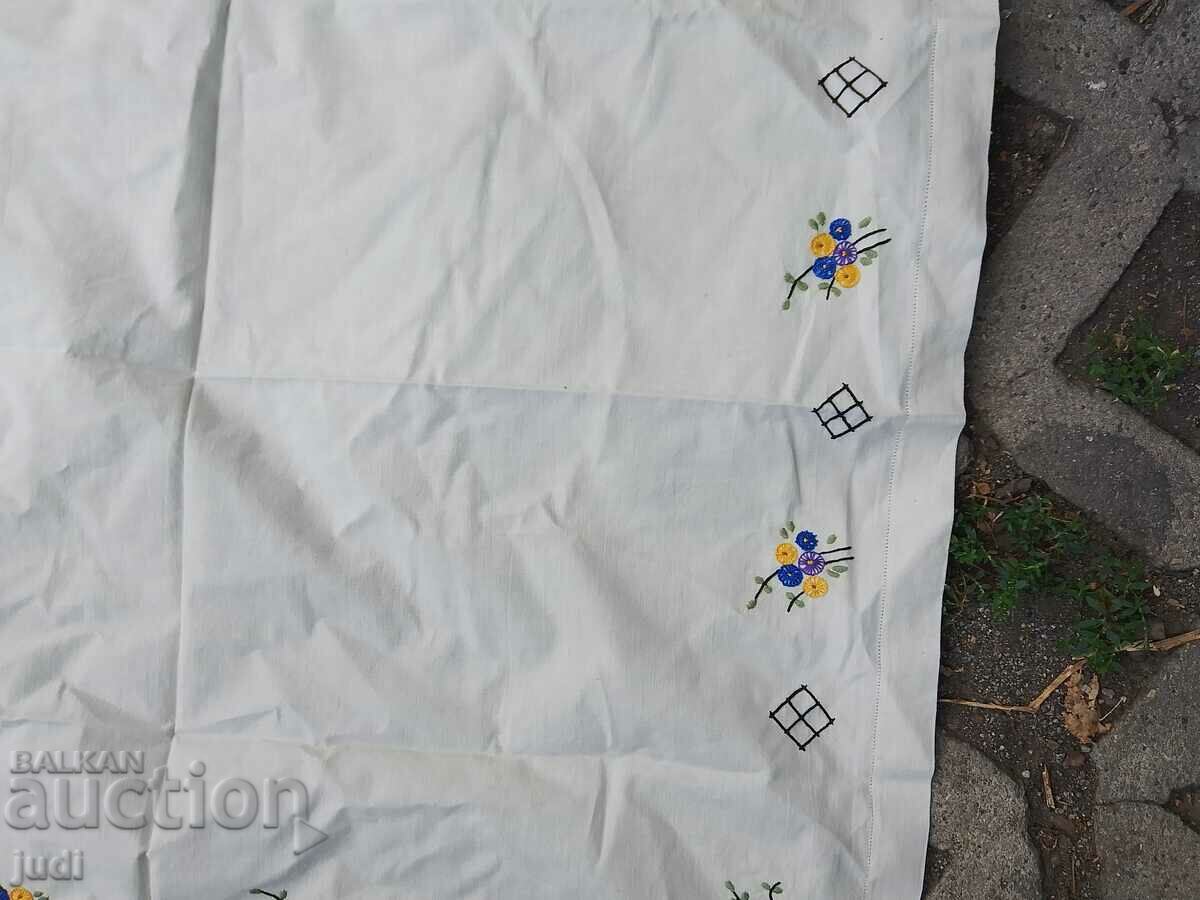 Fata de masa cu broderie noua - 6 Fata de masa cu broderie noua - 6