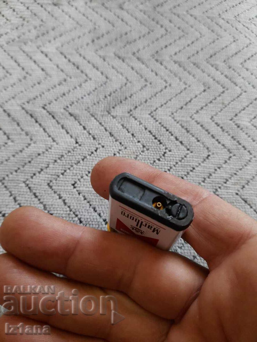 An old Marlboro lighter - 5 An old Marlboro lighter - 5