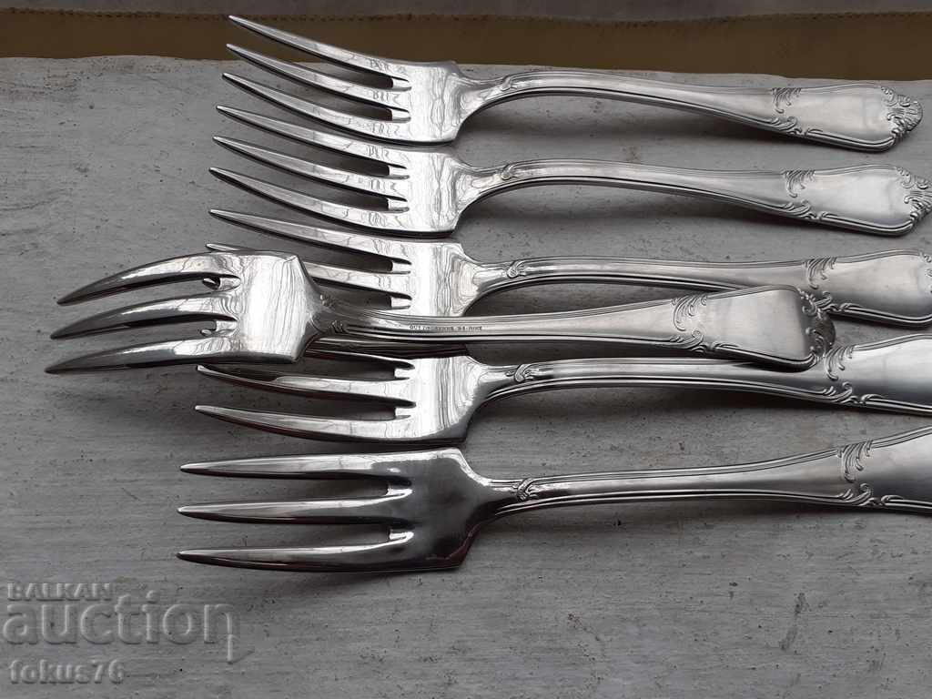 Δημοπρασία Ένα σετ επώνυμων πολυτελών πιρουνιών Guy Degrenne με επάργυρο Δημοπρασία Ένα σετ επώνυμων πολυτελών πιρουνιών Guy Degrenne με επάργυρο