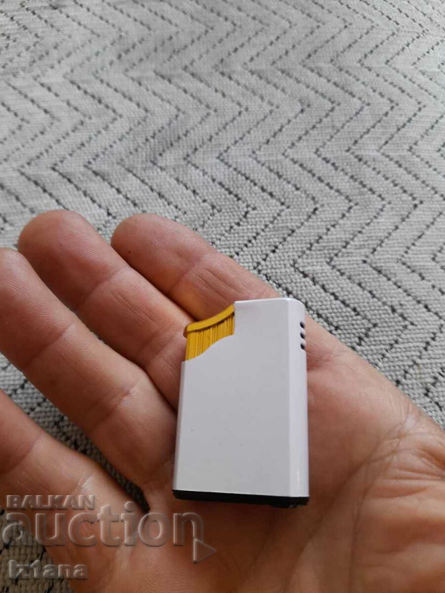 Δημοπρασία Ένας παλιός αναπτήρας Winston Δημοπρασία Ένας παλιός αναπτήρας Winston