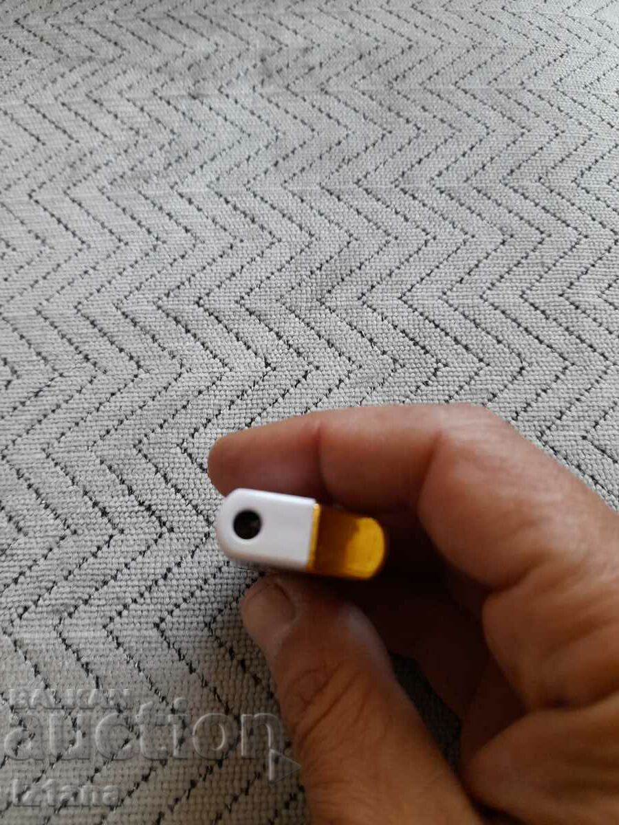 Παράδοση Ένας παλιός αναπτήρας Winston Παράδοση Ένας παλιός αναπτήρας Winston