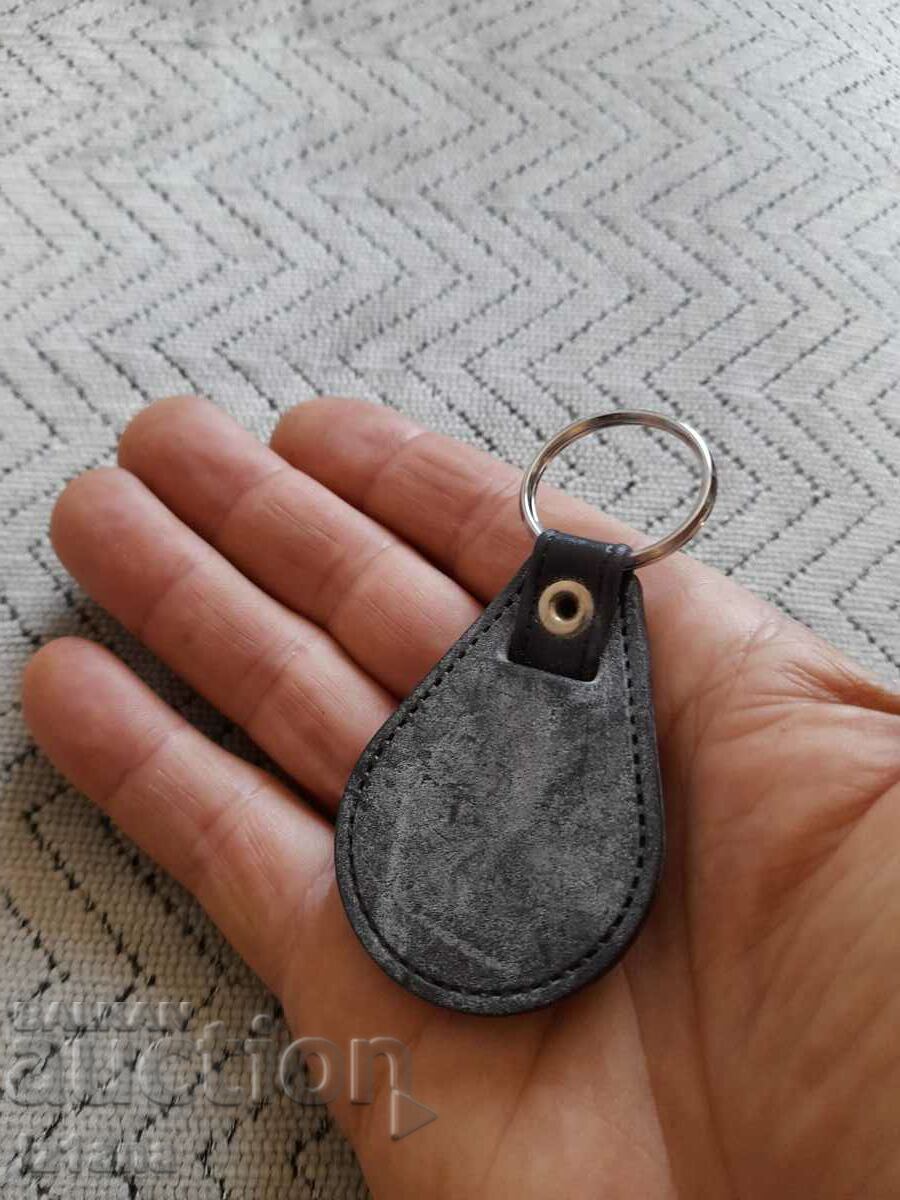 Auction  Old key ring holiday village Duni