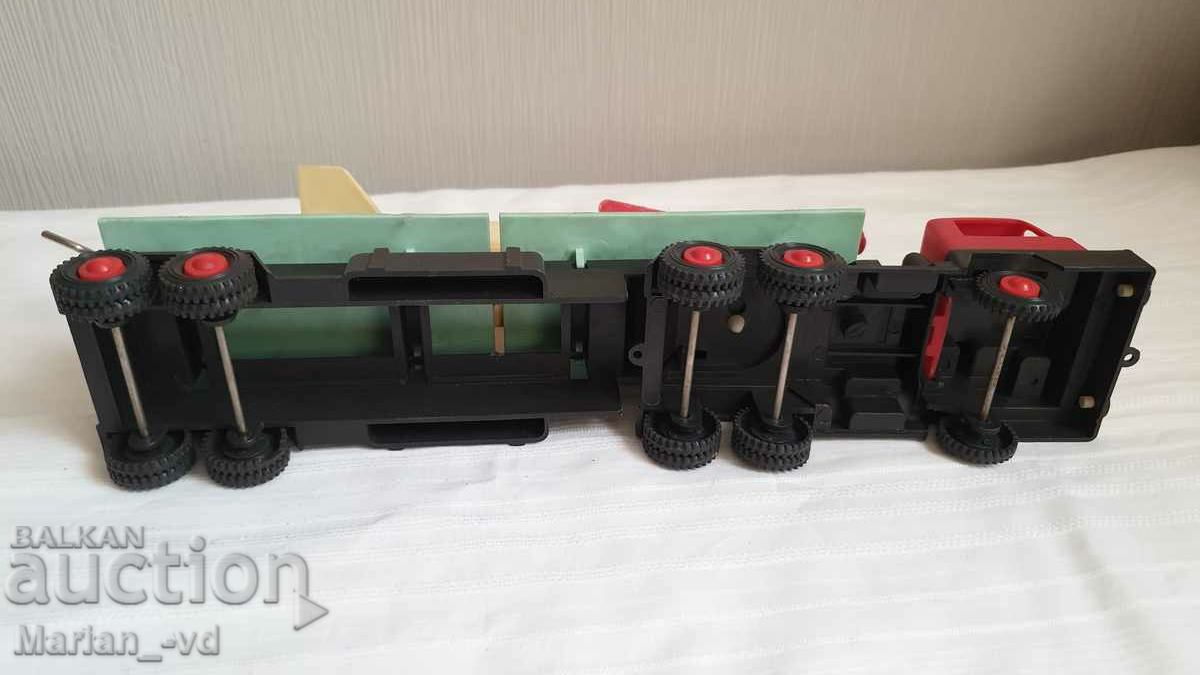 Old plastic toy from 70 years - 6 Old plastic toy from 70 years - 6