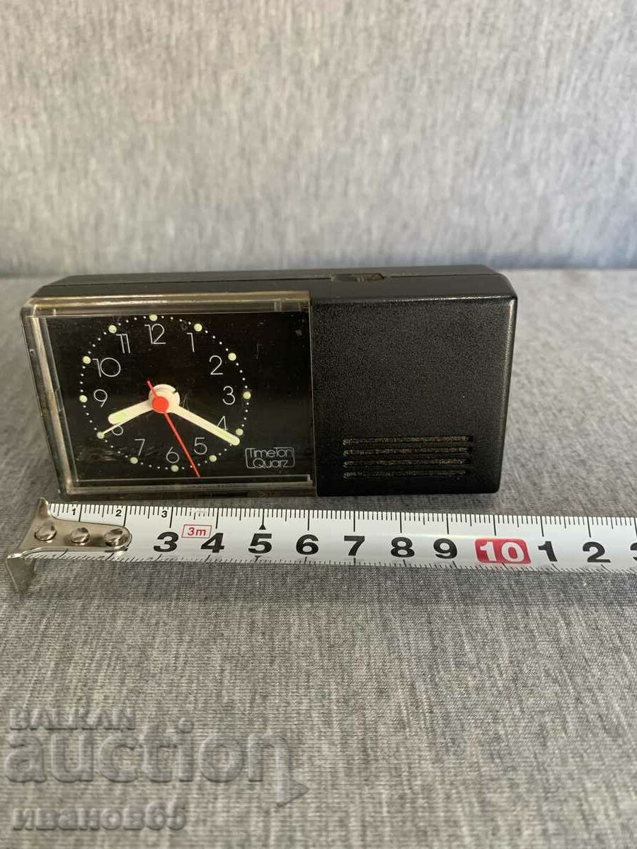 Quartz alarm clock