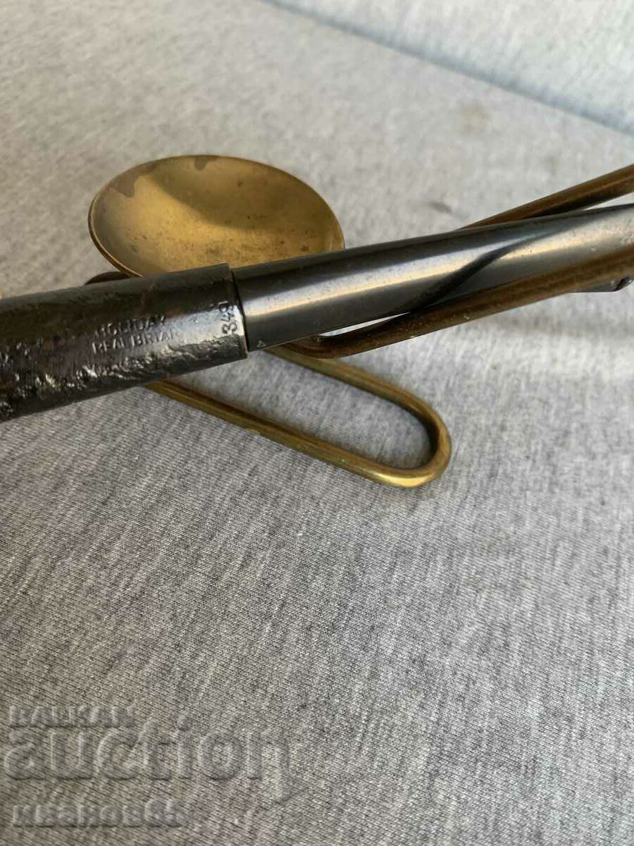 Licitație o țeavă