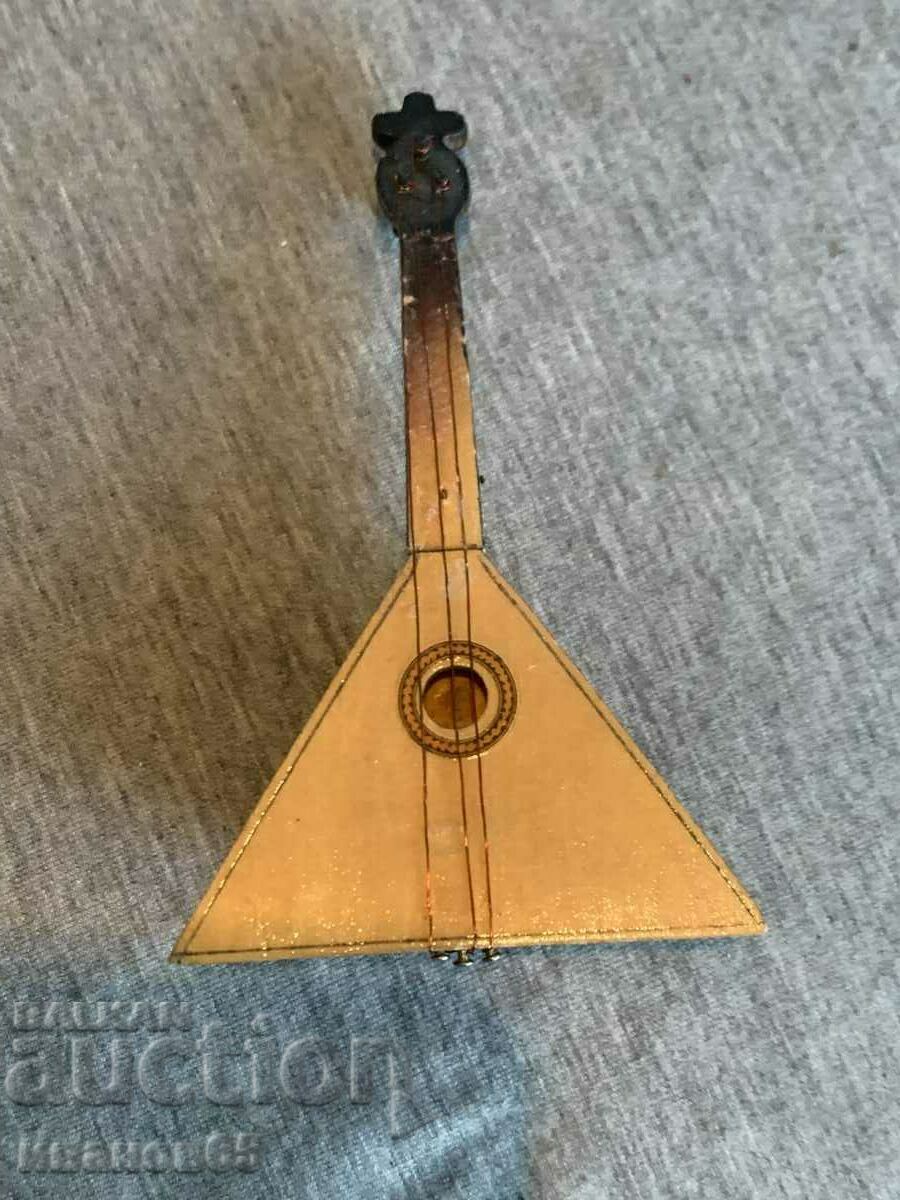 Mini mandolin model