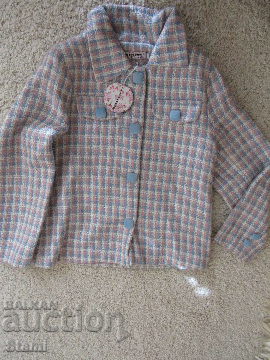 Delivery of New suit skirt and jacket size 150 Delivery of New suit skirt and jacket size 150