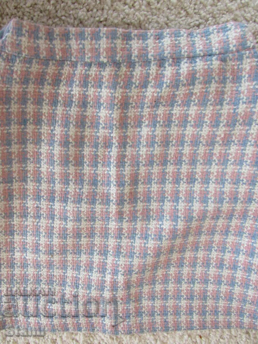 New suit skirt and jacket size 150 - 7 New suit skirt and jacket size 150 - 7