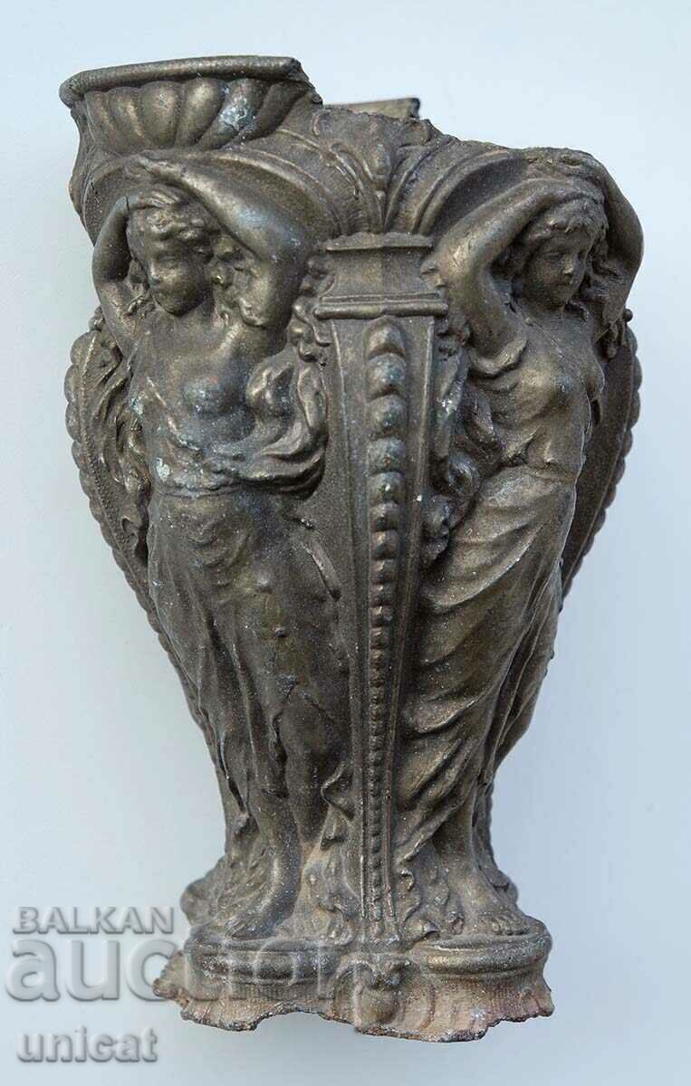 Livrarea Antichitati, vaza antica, sculptura, cu figuri ale Afroditei