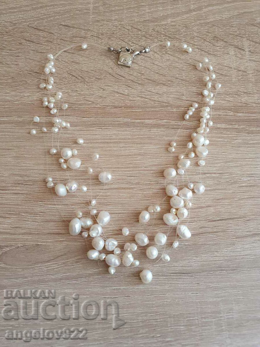 Beautiful necklace with natural river pearls!