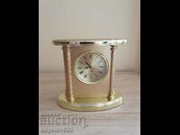 A beautiful quartz desk clock!