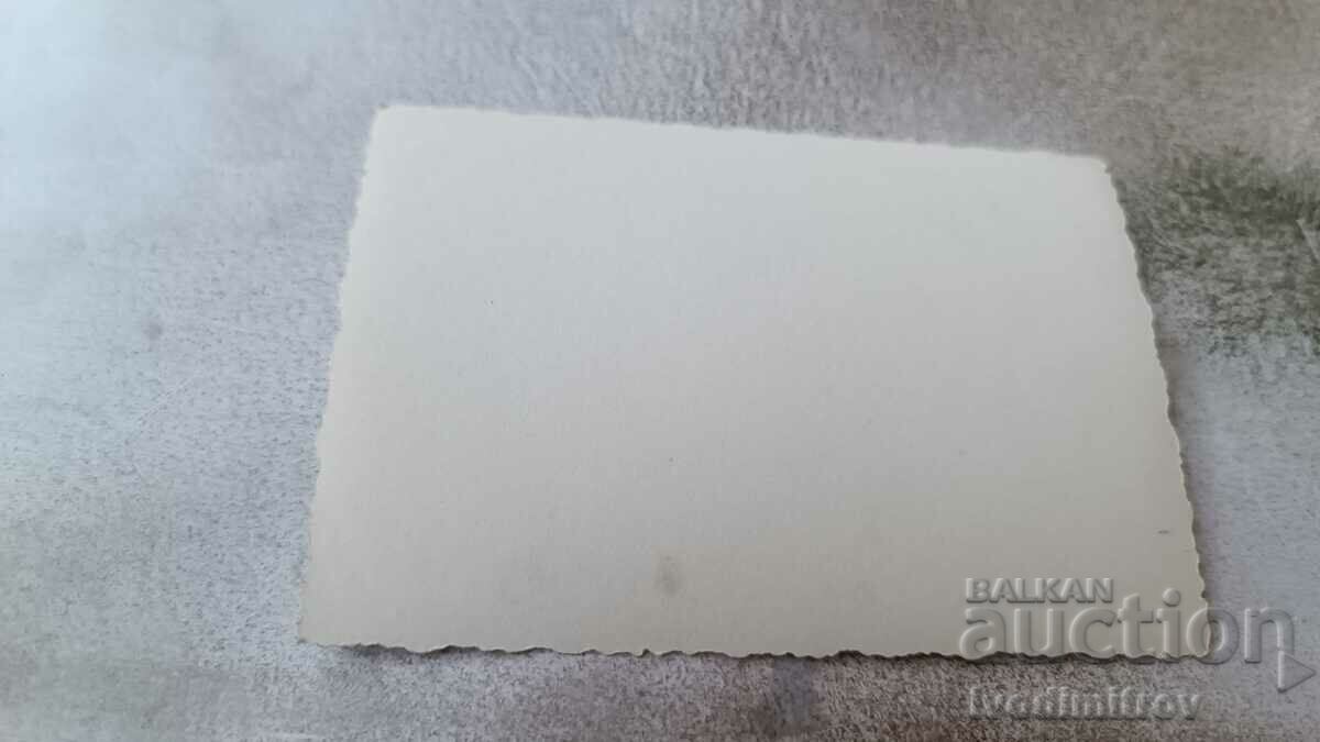 Photo Men women and children on the road in winter with price 1.65 BGN | € 0.84 Photo Men women and children on the road in winter with price 1.65 BGN | € 0.84