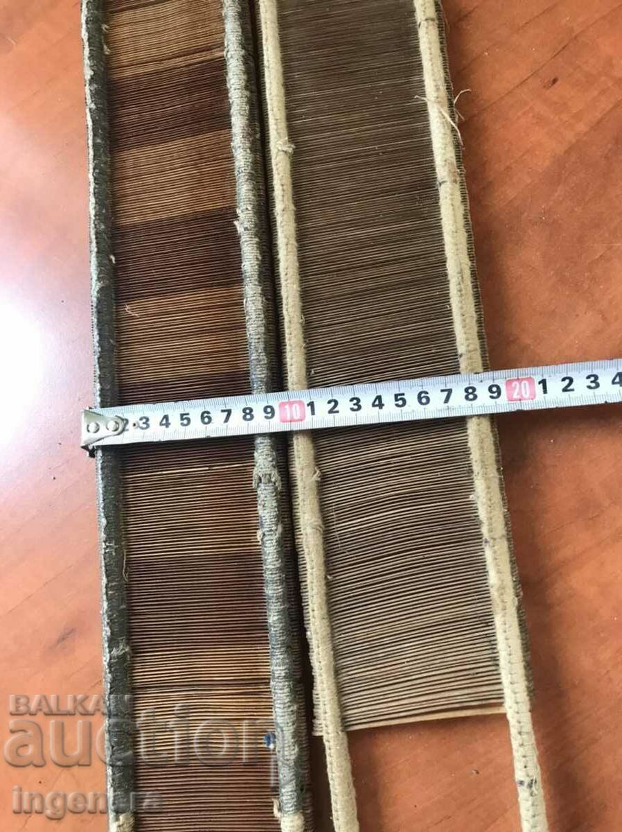 Delivery of BERDO BERDO loom WEAVING ETHNIC RABBIT 30'S COMB 2 PCS. Delivery of BERDO BERDO loom WEAVING ETHNIC RABBIT 30'S COMB 2 PCS.