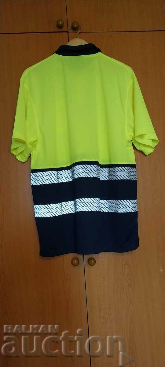 Short sleeve work shirt with price 10.00 BGN | € 5.11 Short sleeve work shirt with price 10.00 BGN | € 5.11