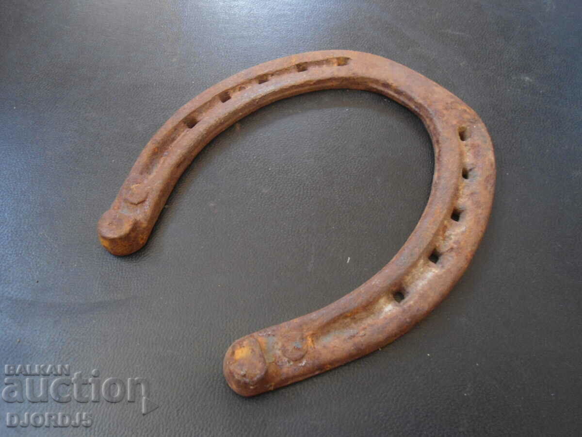 Old lucky horseshoe with price 3.00 BGN | € 1.53 Old lucky horseshoe with price 3.00 BGN | € 1.53