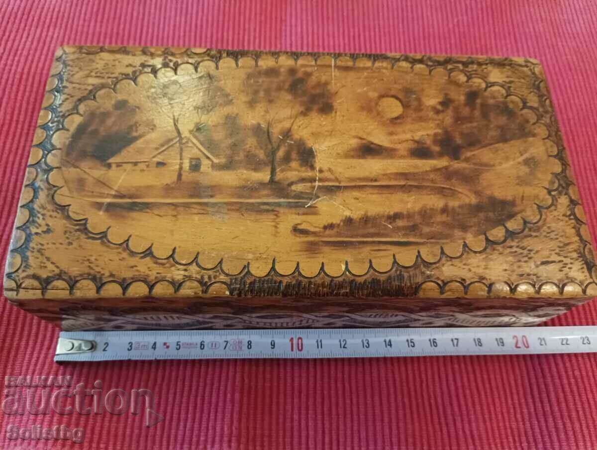 Old pyrographed wooden box. - 7 Old pyrographed wooden box. - 7