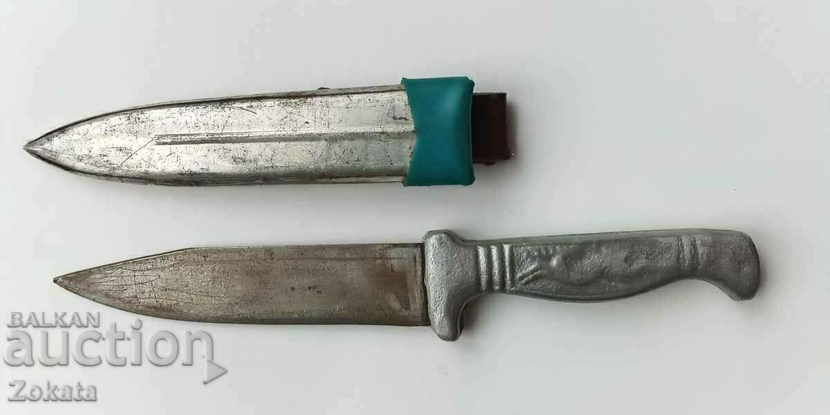 Auction An old knife. Pebble. Auction An old knife. Pebble.