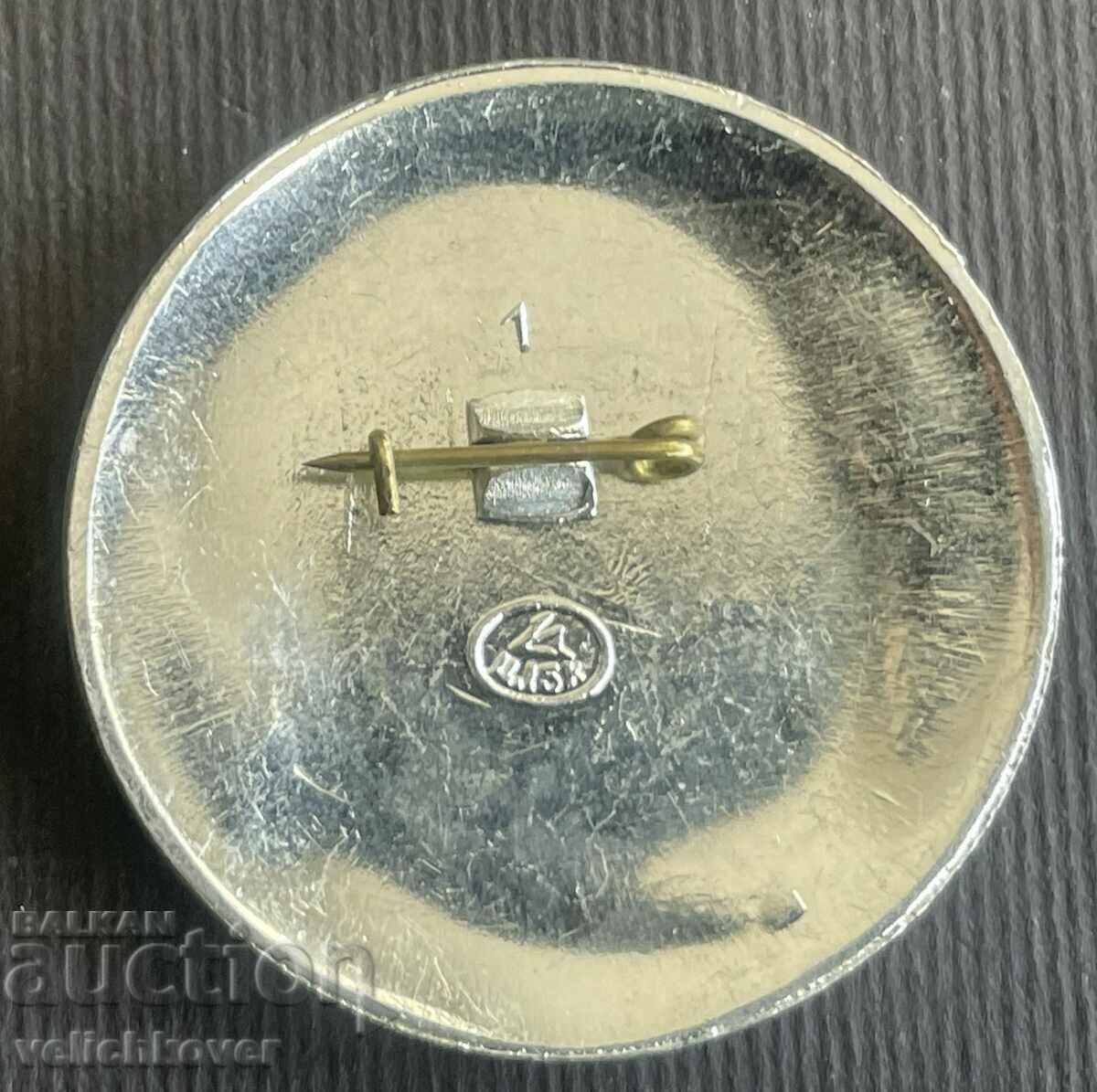 38085 USSR space badge with the image of Yuri Gagarin large with price 4.00 BGN | € 2.05 38085 USSR space badge with the image of Yuri Gagarin large with price 4.00 BGN | € 2.05