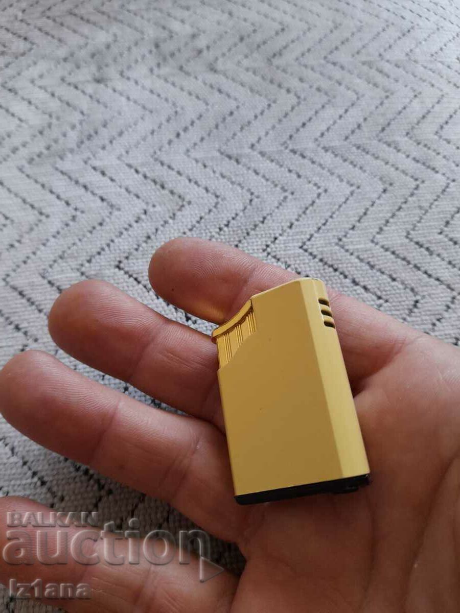 Auction  Old 555 lighter