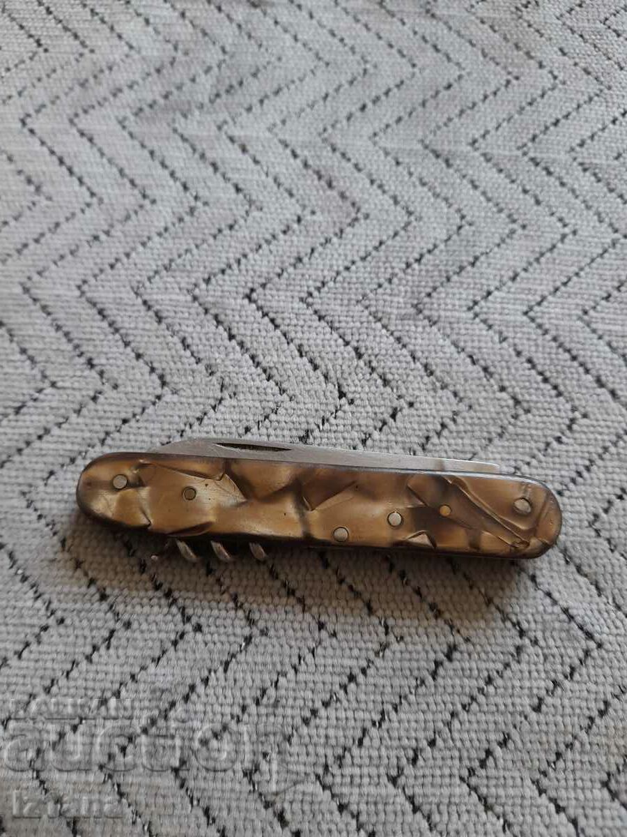 Cuțit de buzunar vechi, lamă, lamă cu preț 37.00 BGN | € 18.92 Cuțit de buzunar vechi, lamă, lamă cu preț 37.00 BGN | € 18.92