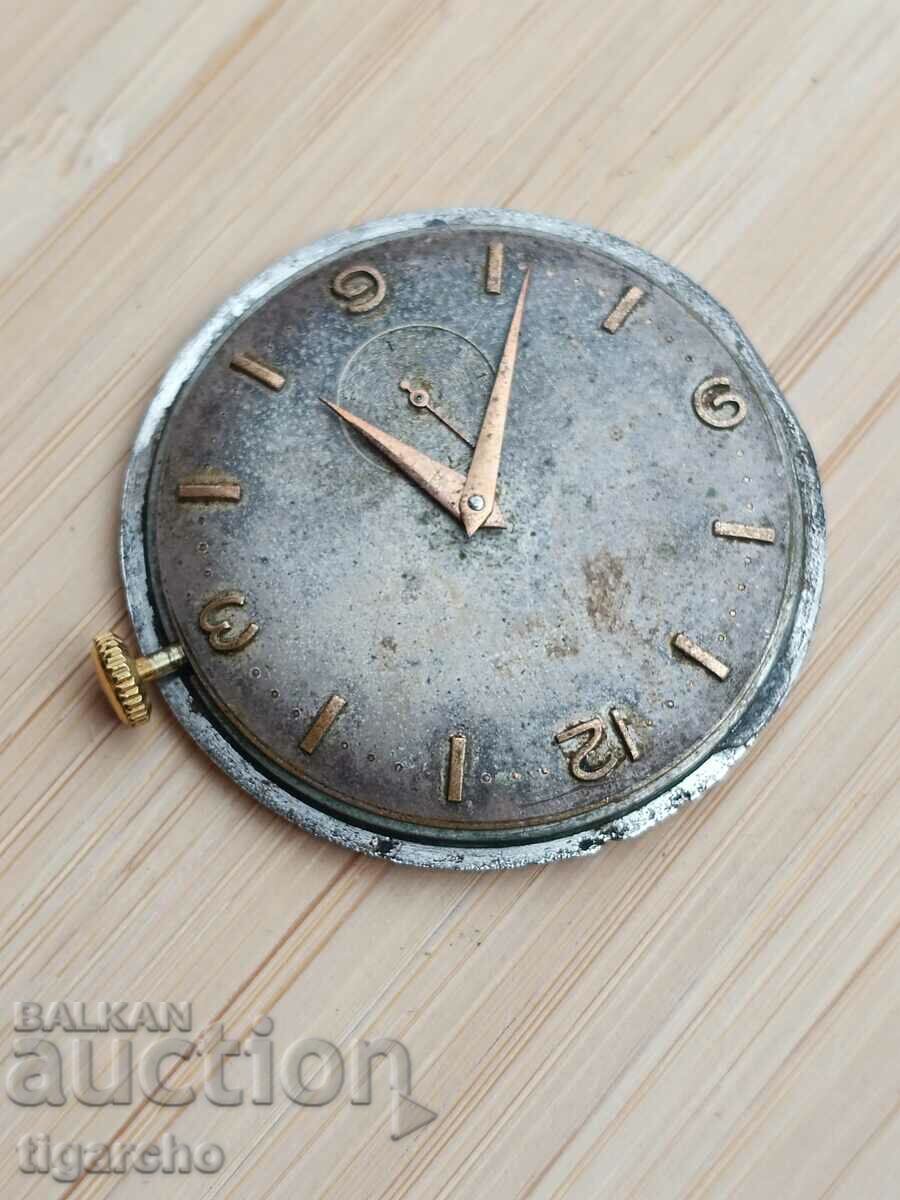 Delivery of Men's watch movement Delivery of Men's watch movement