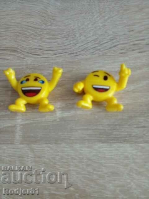 Delivery of toys - plastic eggs 8 pcs Delivery of toys - plastic eggs 8 pcs