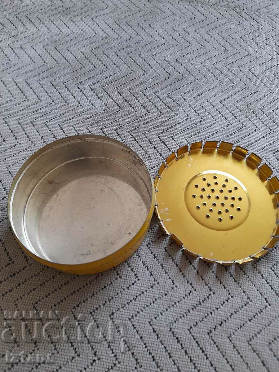 Old fishing bait box - 5 Old fishing bait box - 5