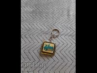 Old key chain We Women magazine