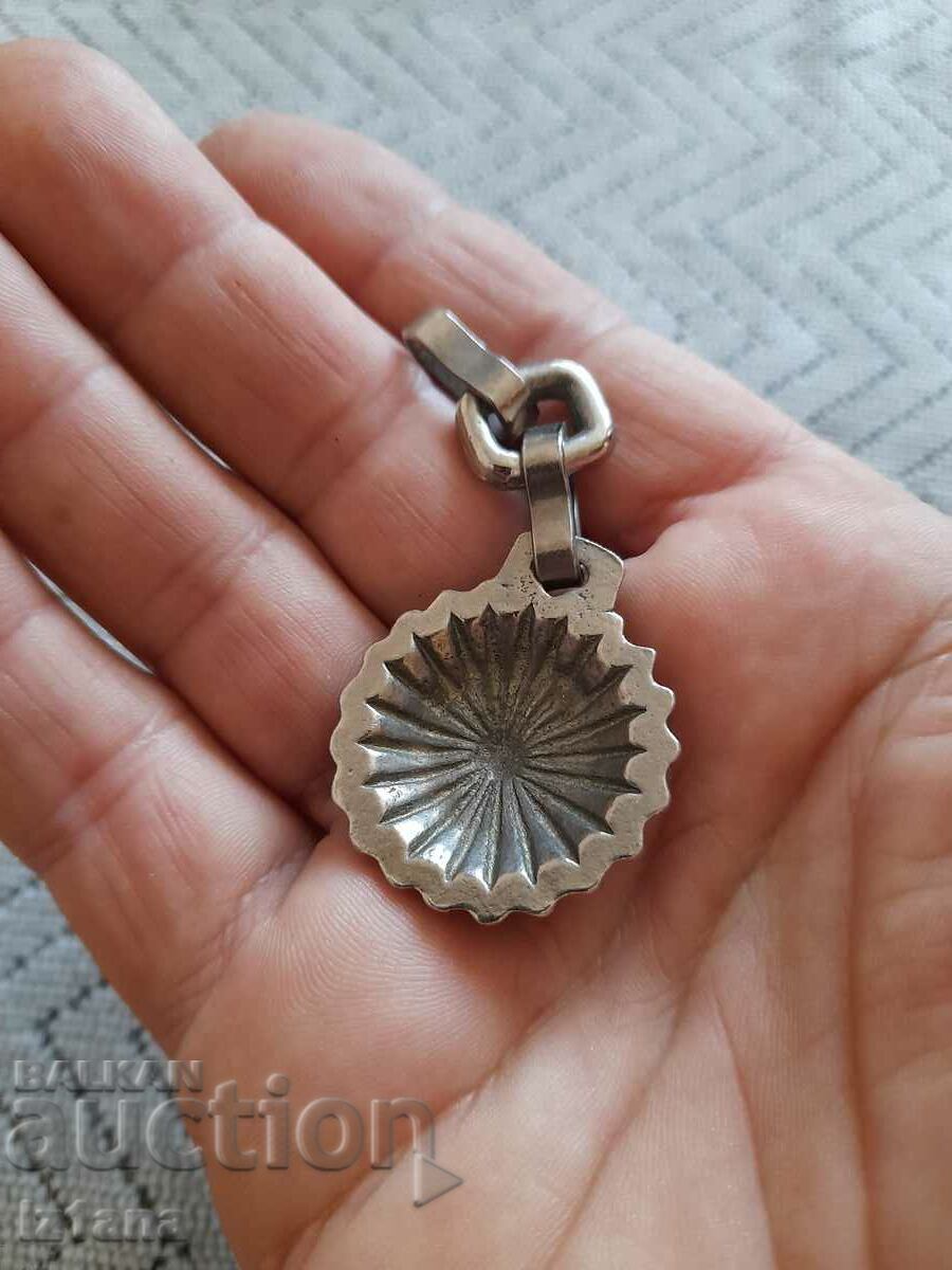 Auction Coca Cola keychain, Coca Cola Auction Coca Cola keychain, Coca Cola