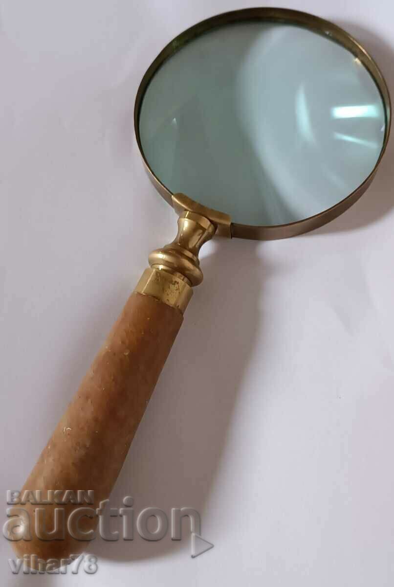 Δημοπρασία μεγεθυντικός φακός Δημοπρασία μεγεθυντικός φακός