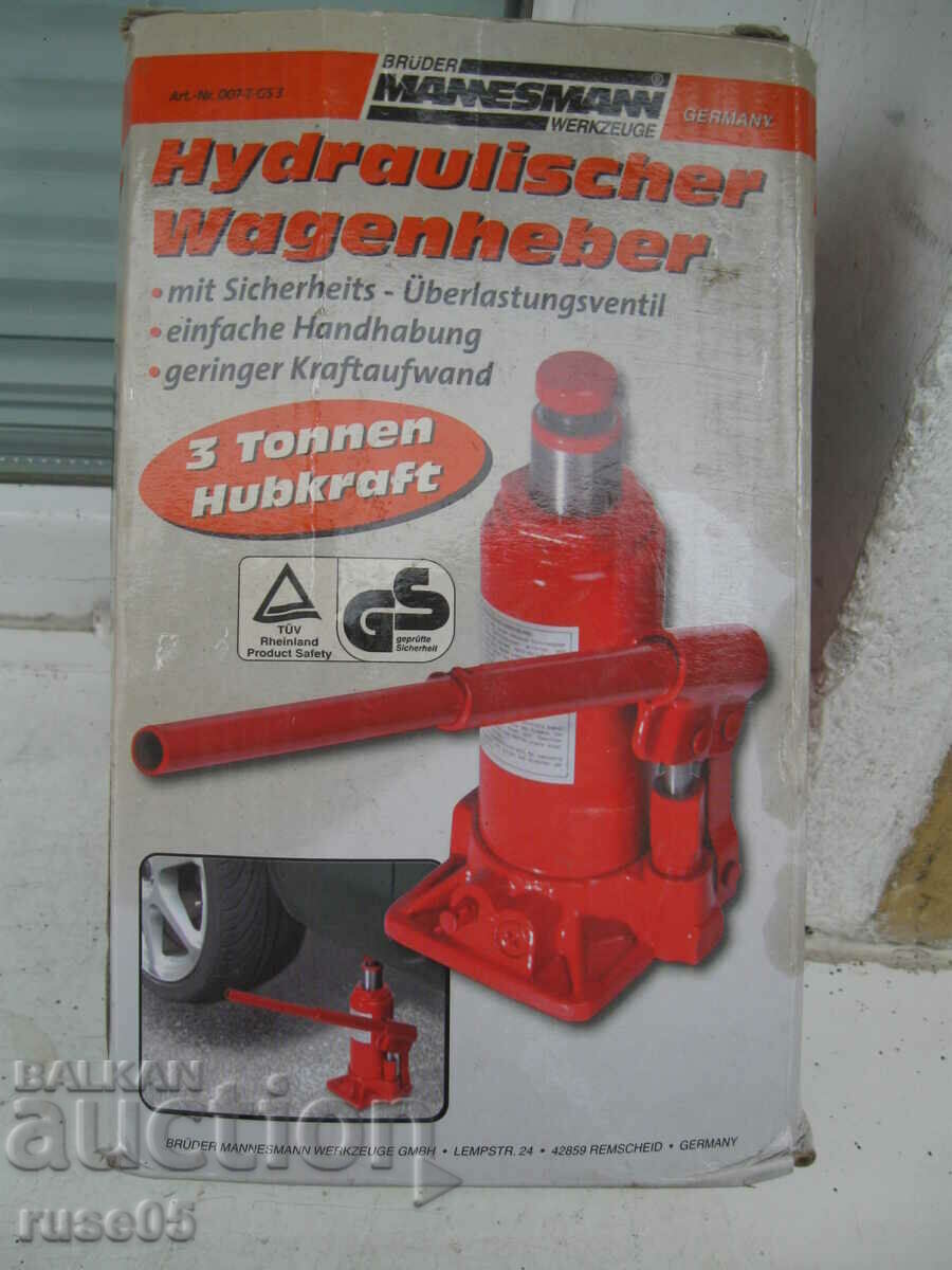 Jack "MANNESMANN - 007-T-GS-3" hydraulically operated with price 50.00 BGN | € 25.56 Jack "MANNESMANN - 007-T-GS-3" hydraulically operated with price 50.00 BGN | € 25.56